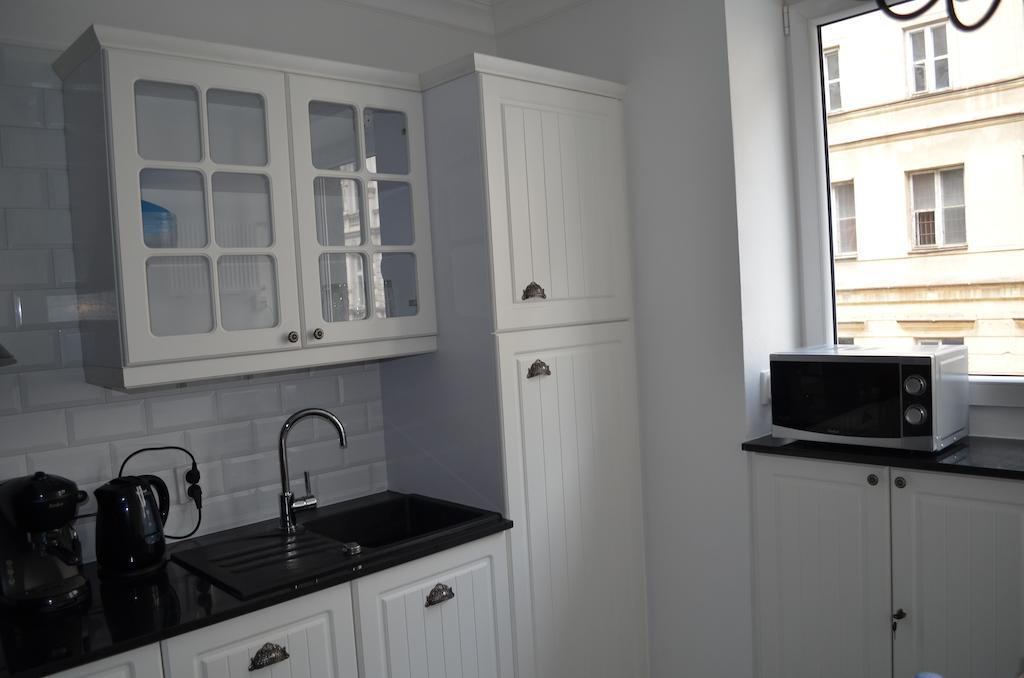 Apartament Orchidea Centrum Varşova Oda fotoğraf